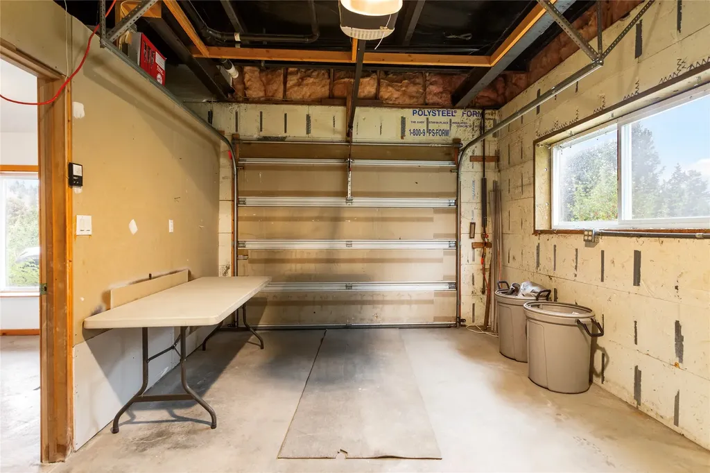 16 Friendspring Road Whitehall MT 59759