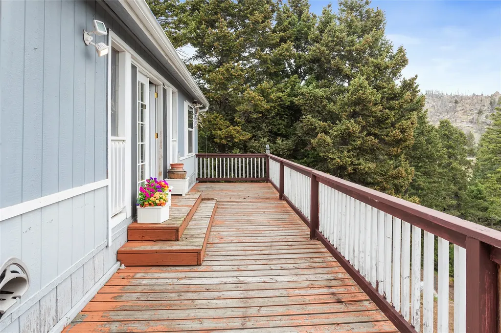 16 Friendspring Road Whitehall MT 59759