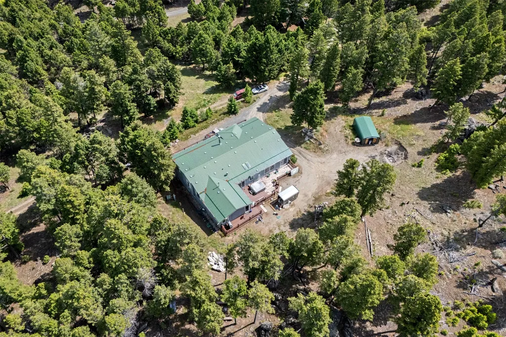 16 Friendspring Road Whitehall MT 59759