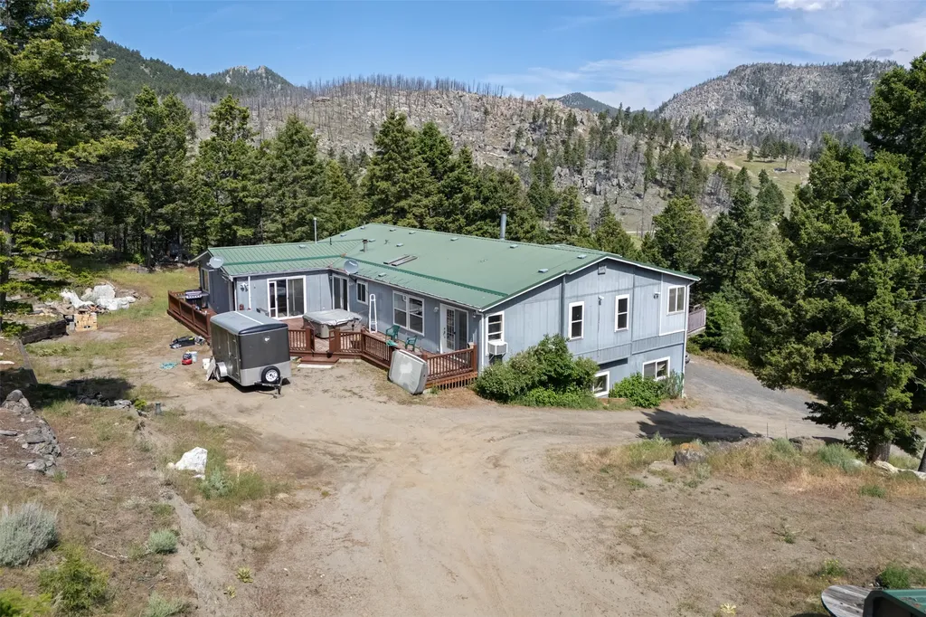 16 Friendspring Road Whitehall MT 59759