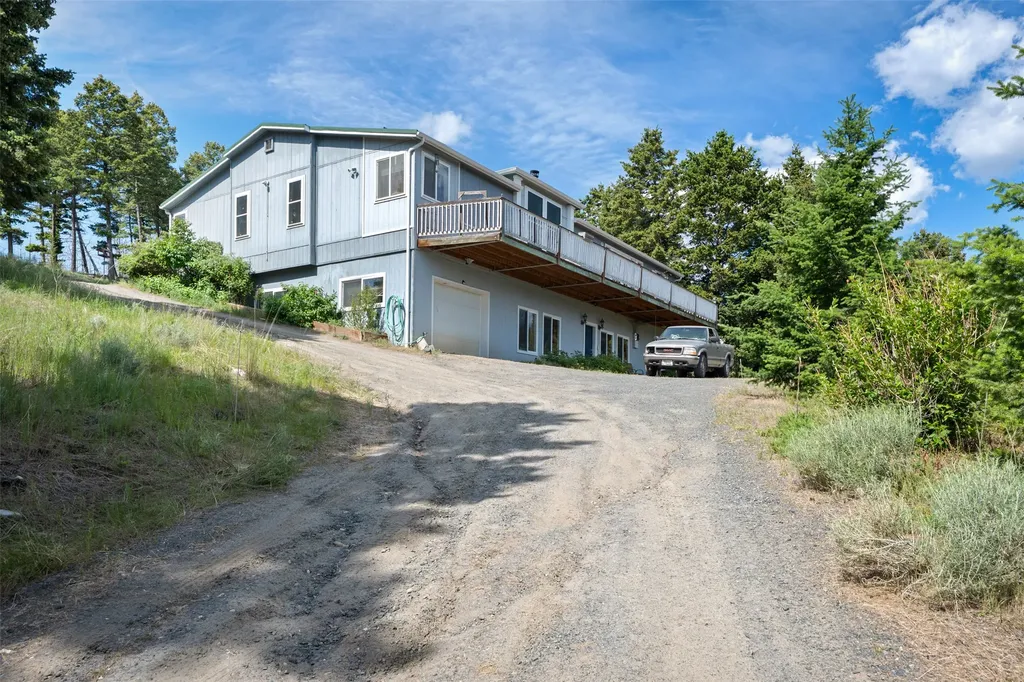 16 Friendspring Road Whitehall MT 59759