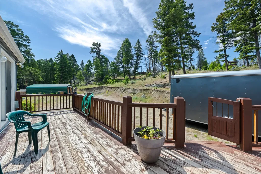16 Friendspring Road Whitehall MT 59759
