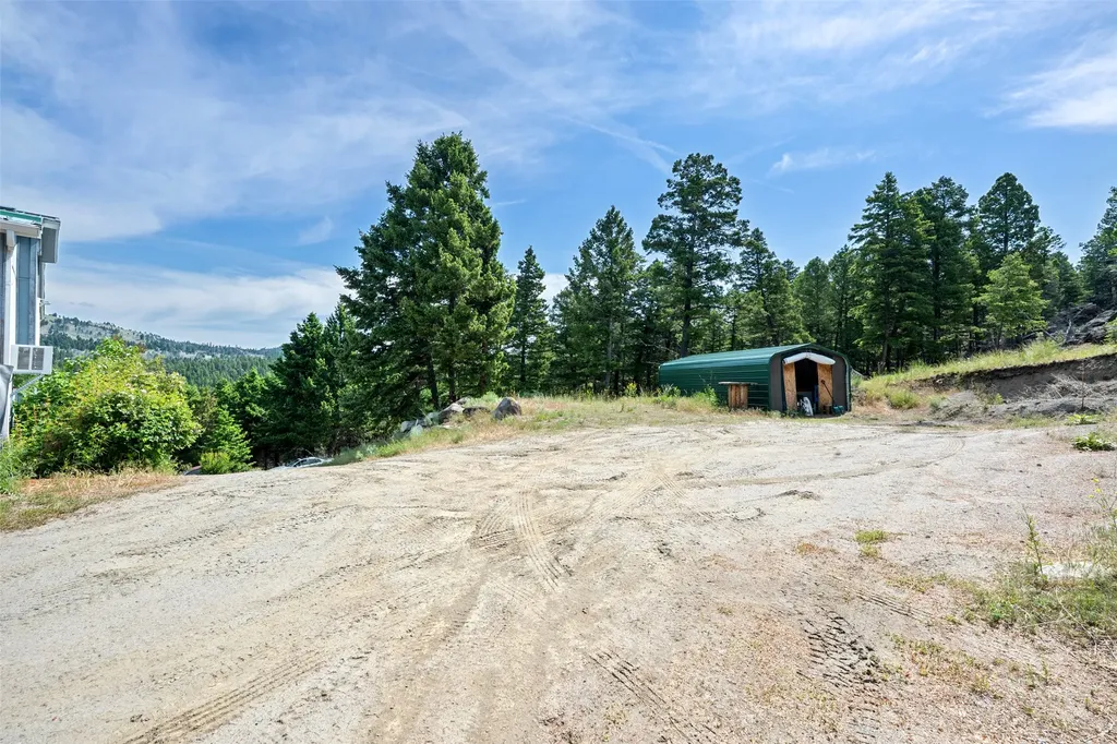 16 Friendspring Road Whitehall MT 59759