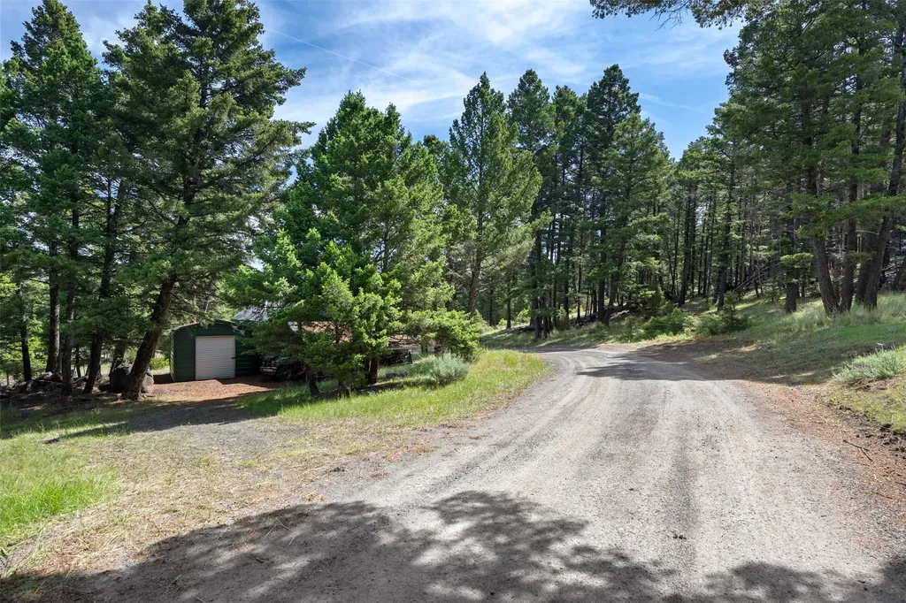 16 Friendspring Road Whitehall MT 59759