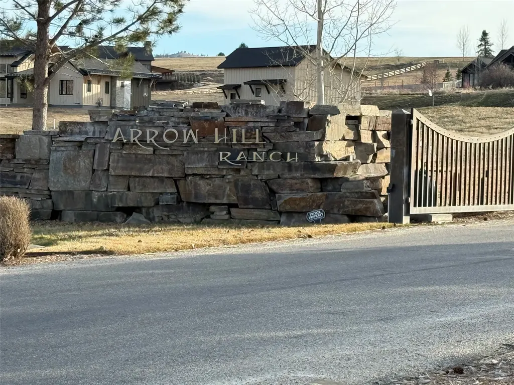 Nhn Falcon Watch Road W Hamilton MT 59840