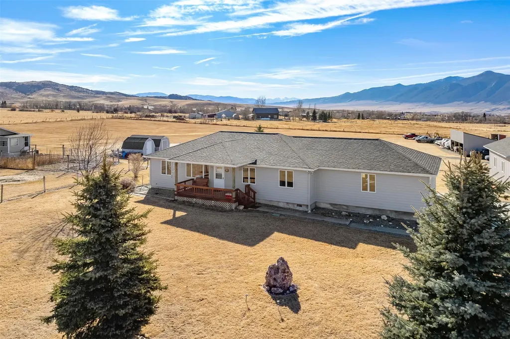 120 & 126 Kearney Lane Sheridan MT 59749