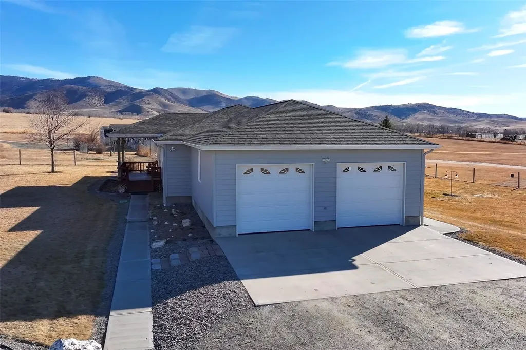 120 & 126 Kearney Lane Sheridan MT 59749