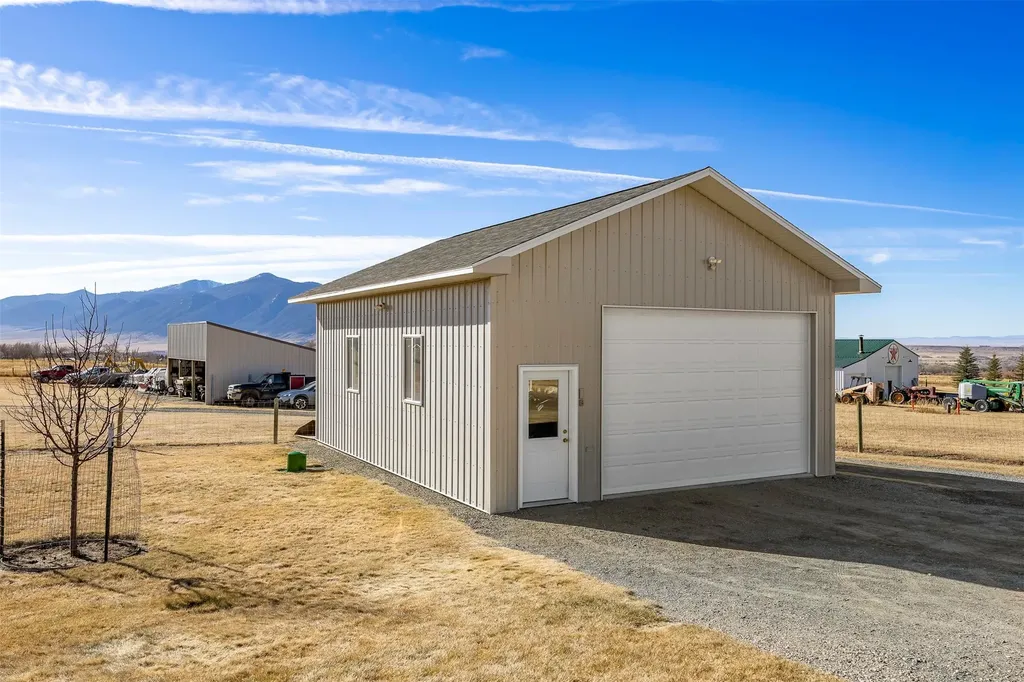 120 & 126 Kearney Lane Sheridan MT 59749