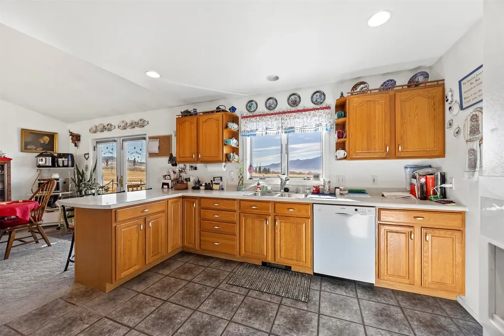 120 & 126 Kearney Lane Sheridan MT 59749