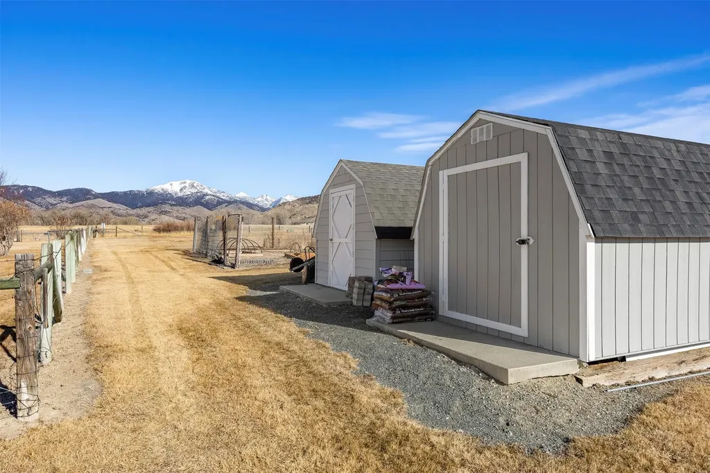 120 & 126 Kearney Lane Sheridan MT 59749