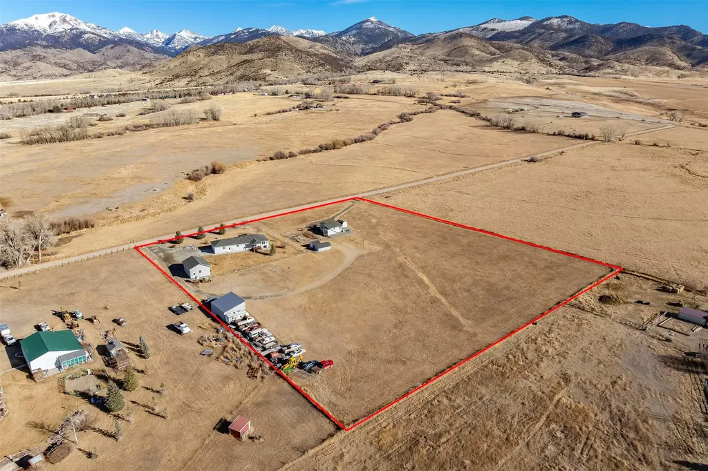 120 & 126 Kearney Lane Sheridan MT 59749