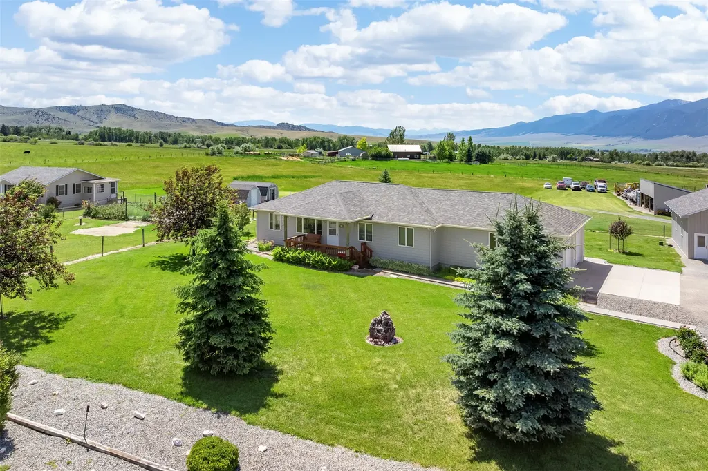 120 & 126 Kearney Lane Sheridan MT 59749