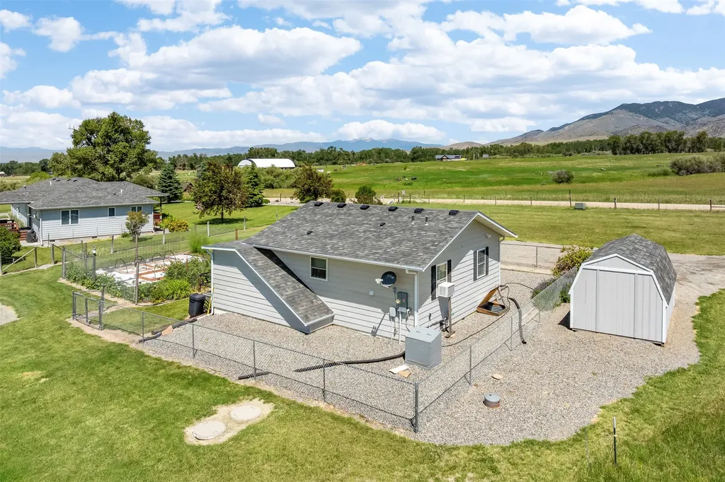 120 & 126 Kearney Lane Sheridan MT 59749