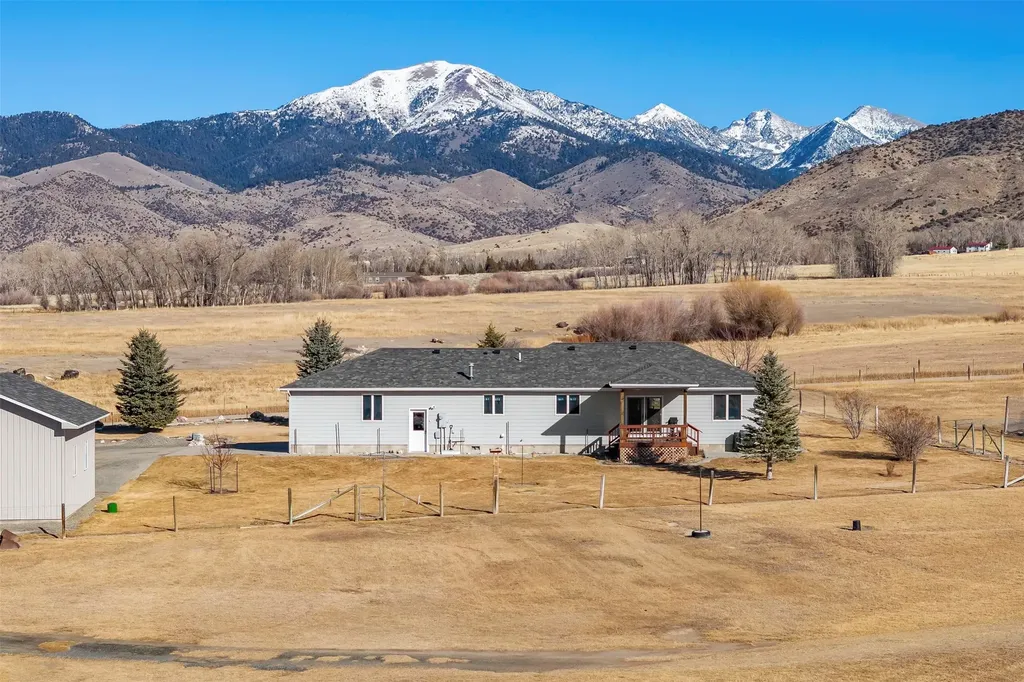 120 & 126 Kearney Lane Sheridan MT 59749
