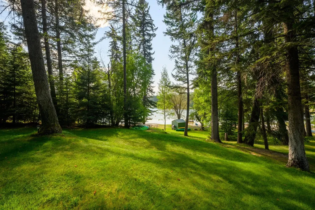 199 Glen View Drive Eureka MT 59917