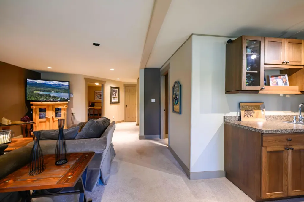 199 Glen View Drive Eureka MT 59917