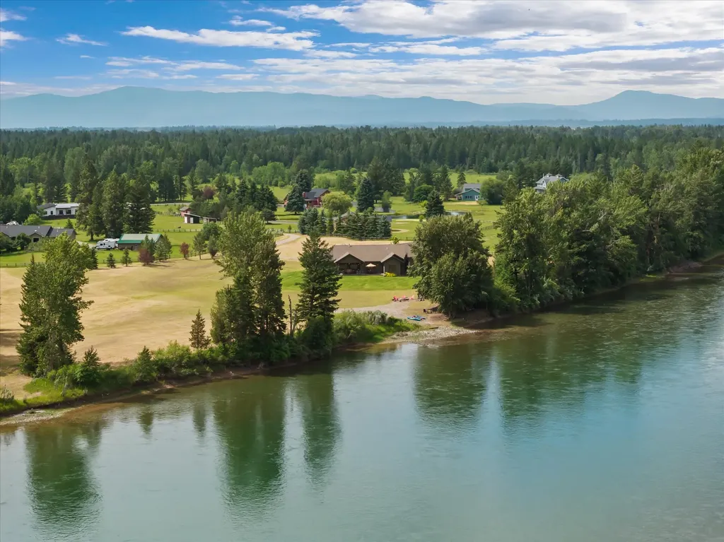 1398 Waters Edge Way Columbia Falls MT 59912