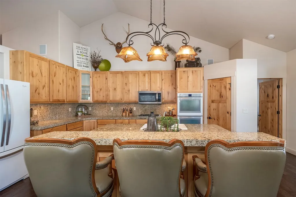 1398 Waters Edge Way Columbia Falls MT 59912