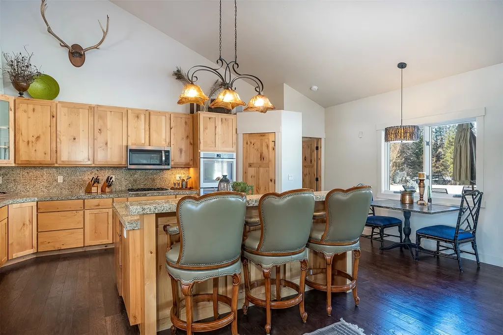 1398 Waters Edge Way Columbia Falls MT 59912