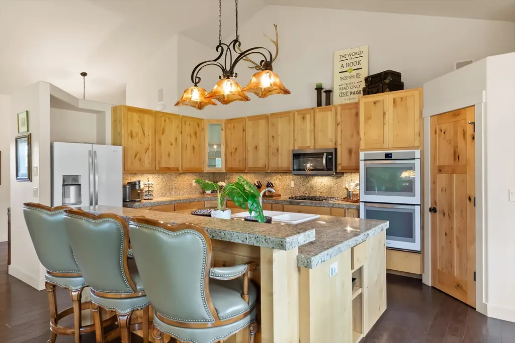 1398 Waters Edge Way Columbia Falls MT 59912
