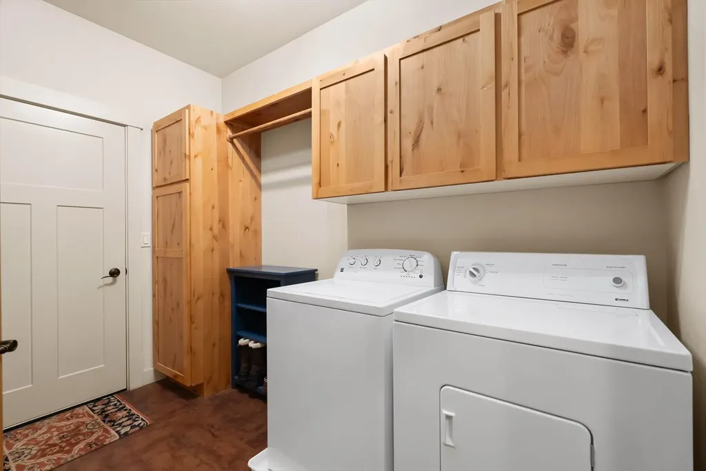 1398 Waters Edge Way Columbia Falls MT 59912