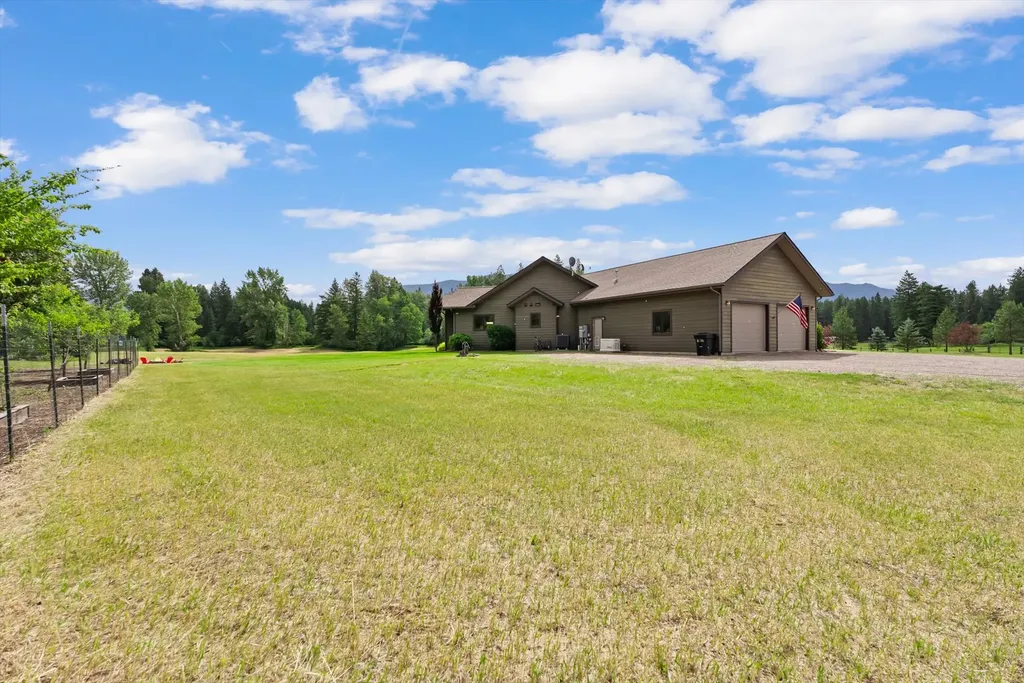 1398 Waters Edge Way Columbia Falls MT 59912