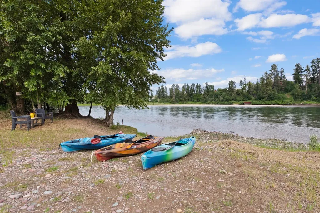 1398 Waters Edge Way Columbia Falls MT 59912