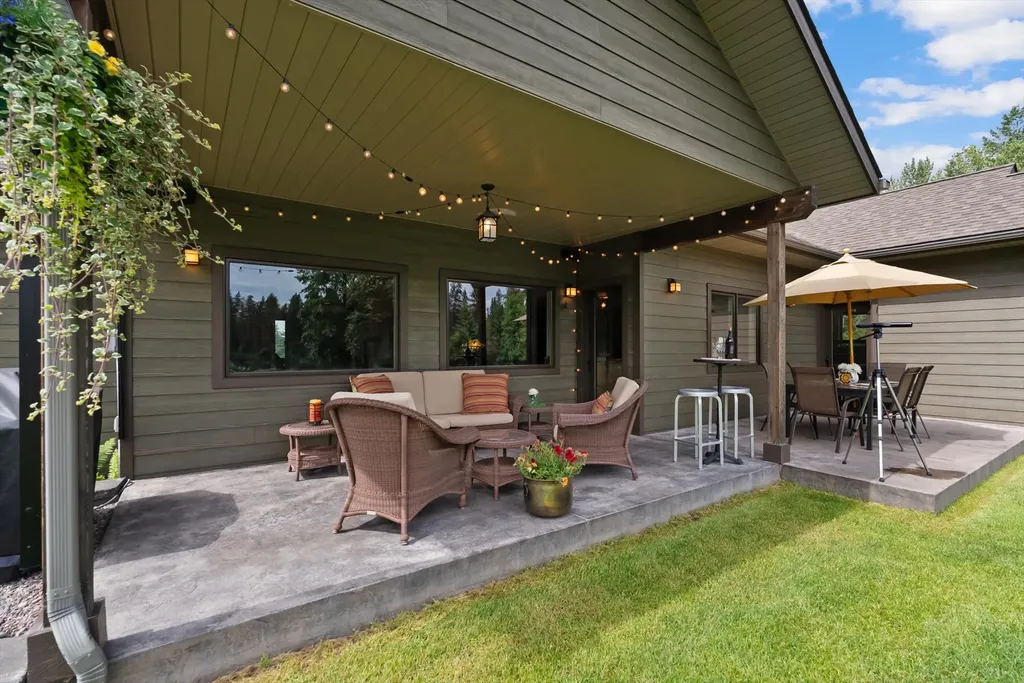 1398 Waters Edge Way Columbia Falls MT 59912