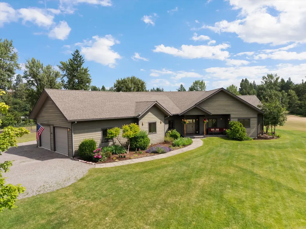 1398 Waters Edge Way Columbia Falls MT 59912