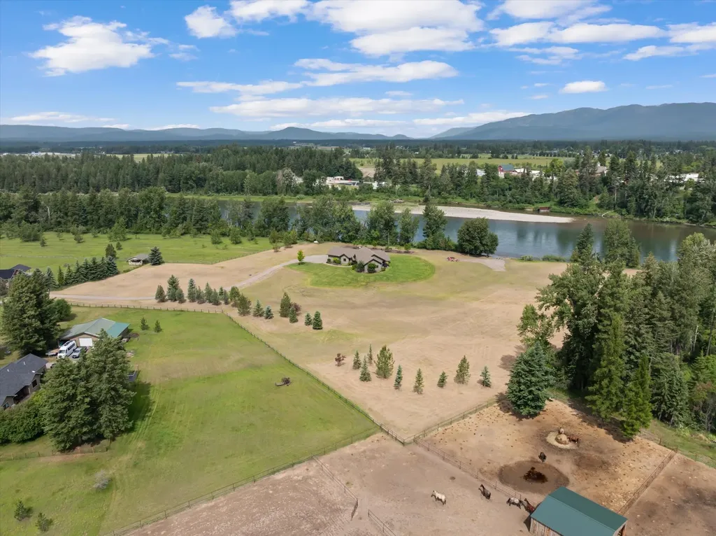1398 Waters Edge Way Columbia Falls MT 59912