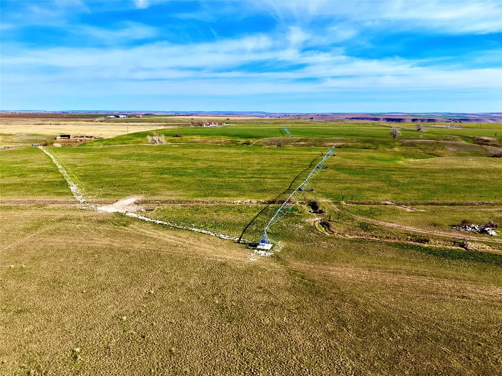 1481 Countyline Road Vaughn MT 59487