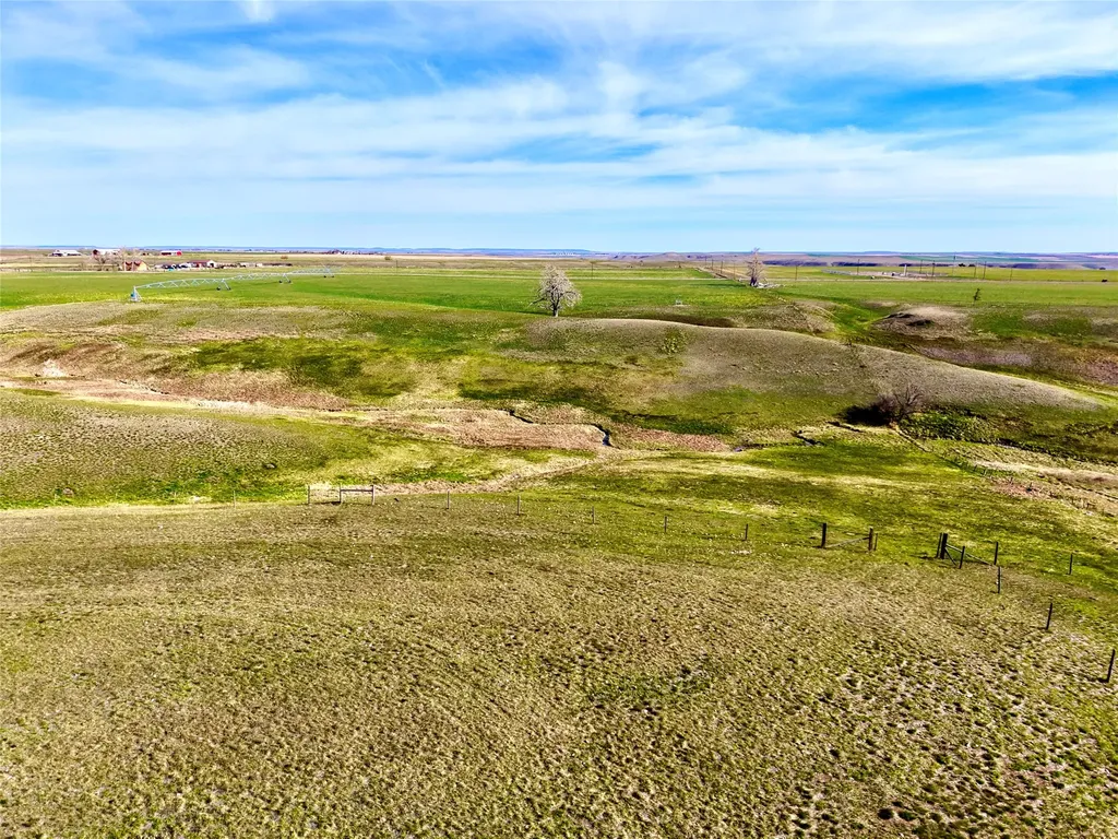 1481 Countyline Road Vaughn MT 59487