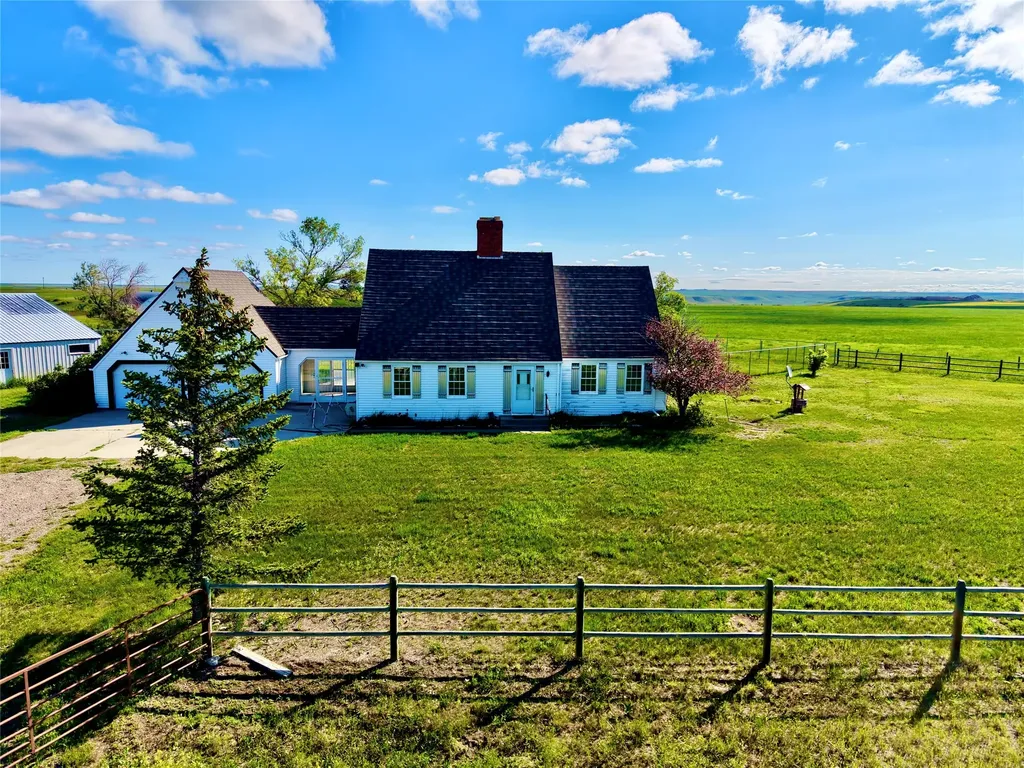 1481 Countyline Road Vaughn MT 59487