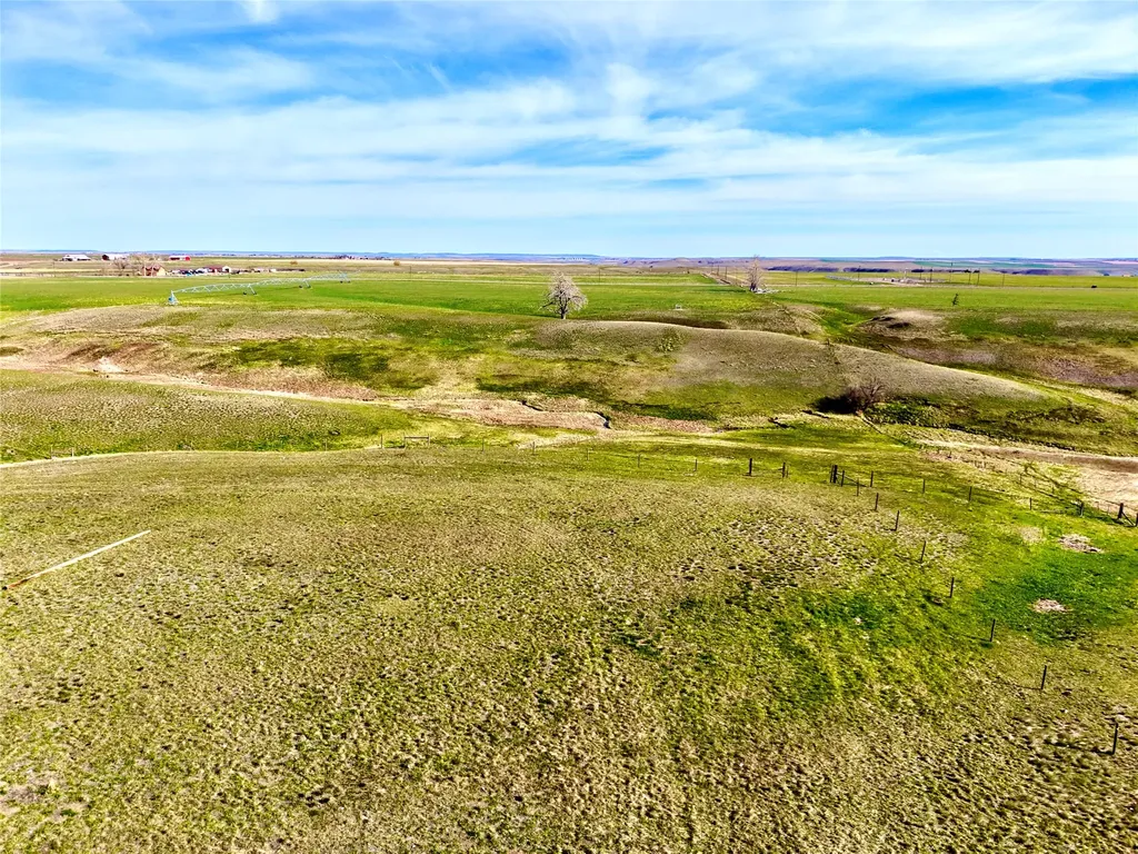 1481 Countyline Road Vaughn MT 59487