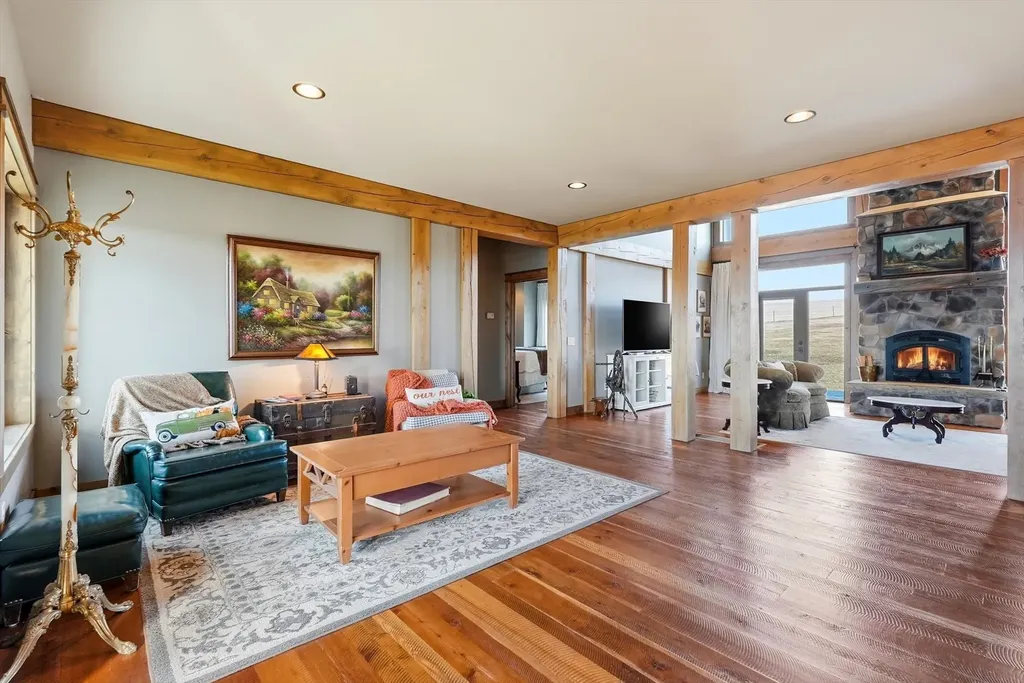 2074 Desperado Trail Corvallis MT 59828