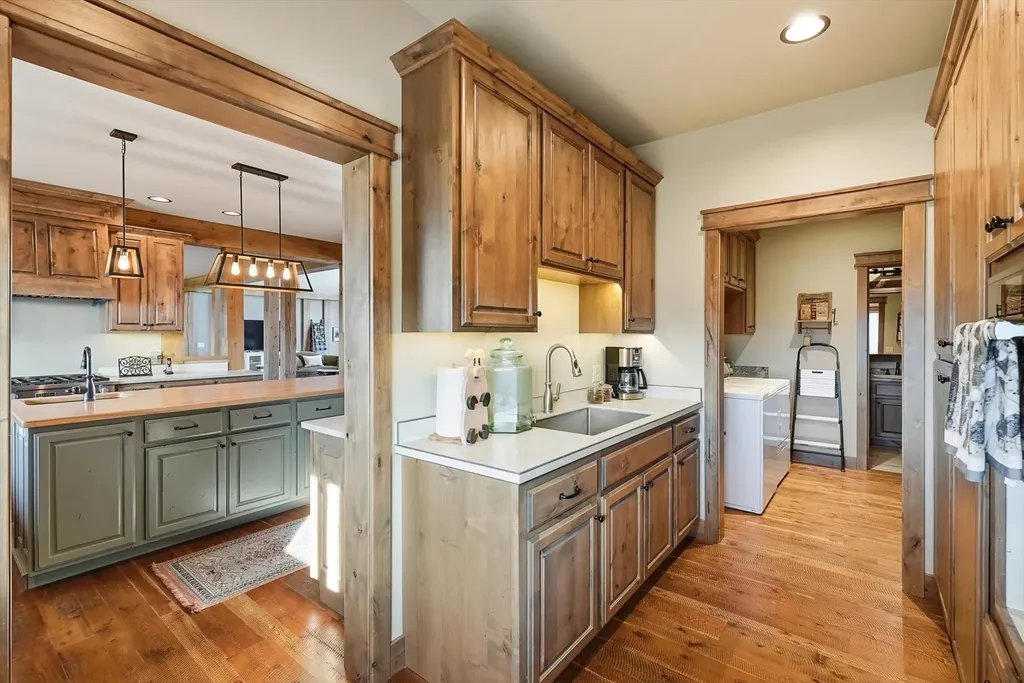 2074 Desperado Trail Corvallis MT 59828