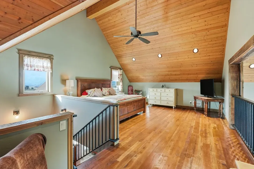 2074 Desperado Trail Corvallis MT 59828
