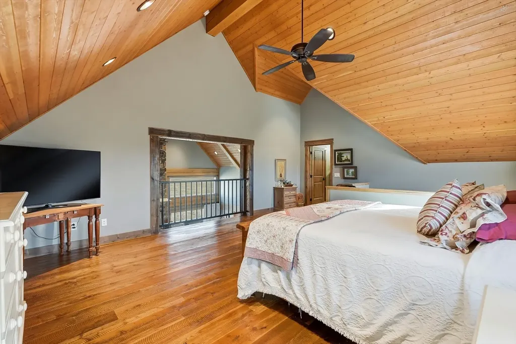 2074 Desperado Trail Corvallis MT 59828