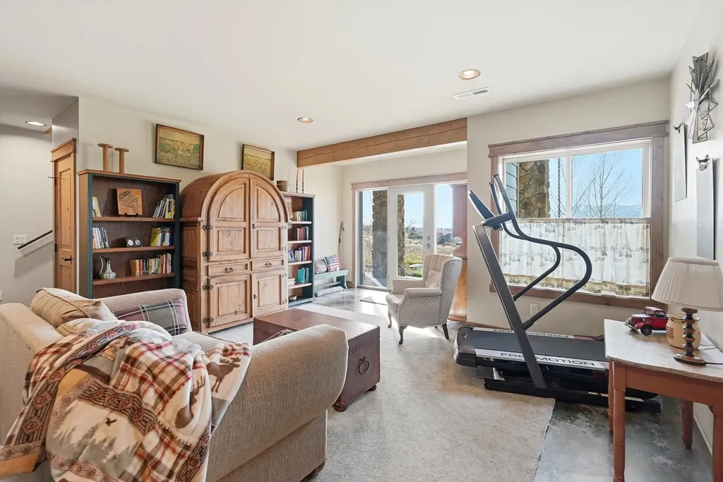 2074 Desperado Trail Corvallis MT 59828