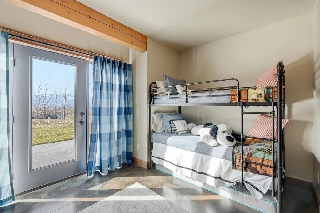 2074 Desperado Trail Corvallis MT 59828