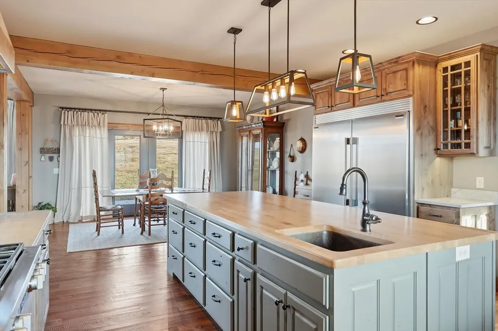 2074 Desperado Trail Corvallis MT 59828
