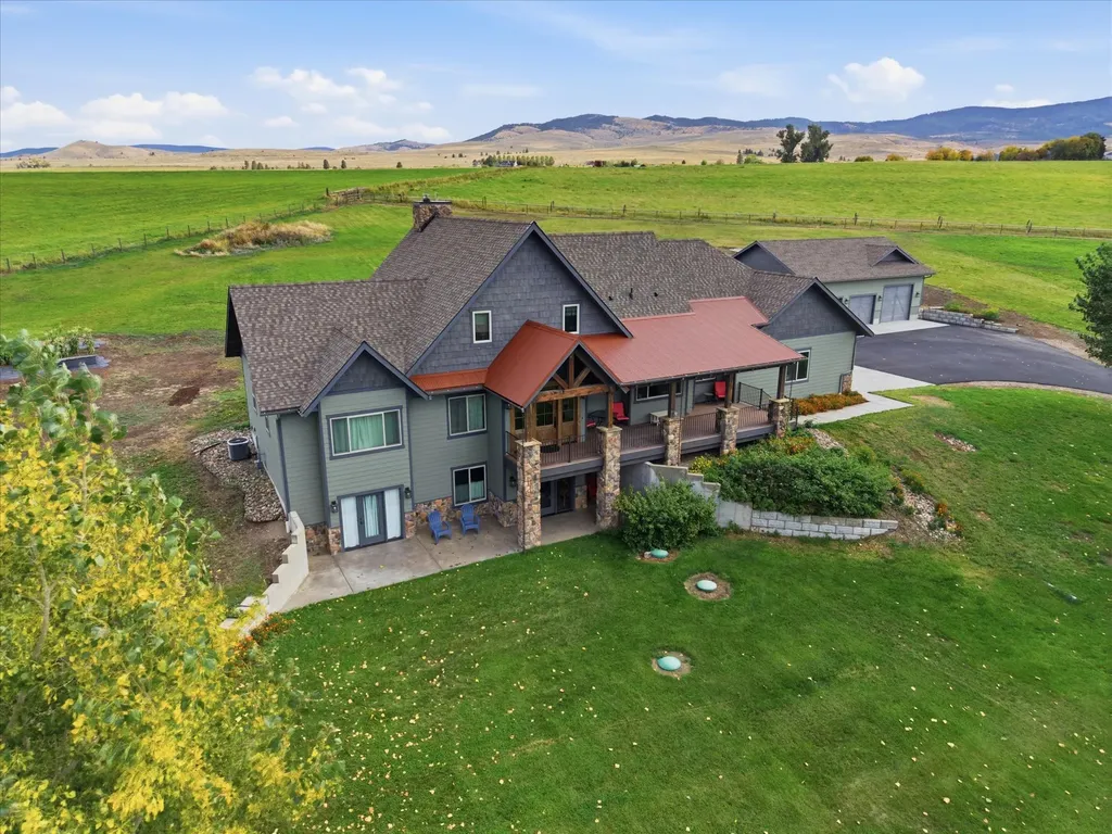 2074 Desperado Trail Corvallis MT 59828