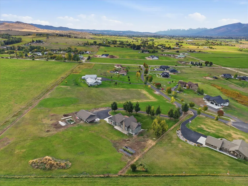 2074 Desperado Trail Corvallis MT 59828