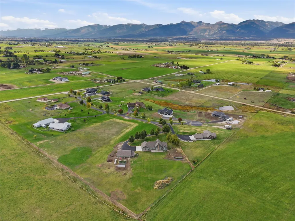 2074 Desperado Trail Corvallis MT 59828