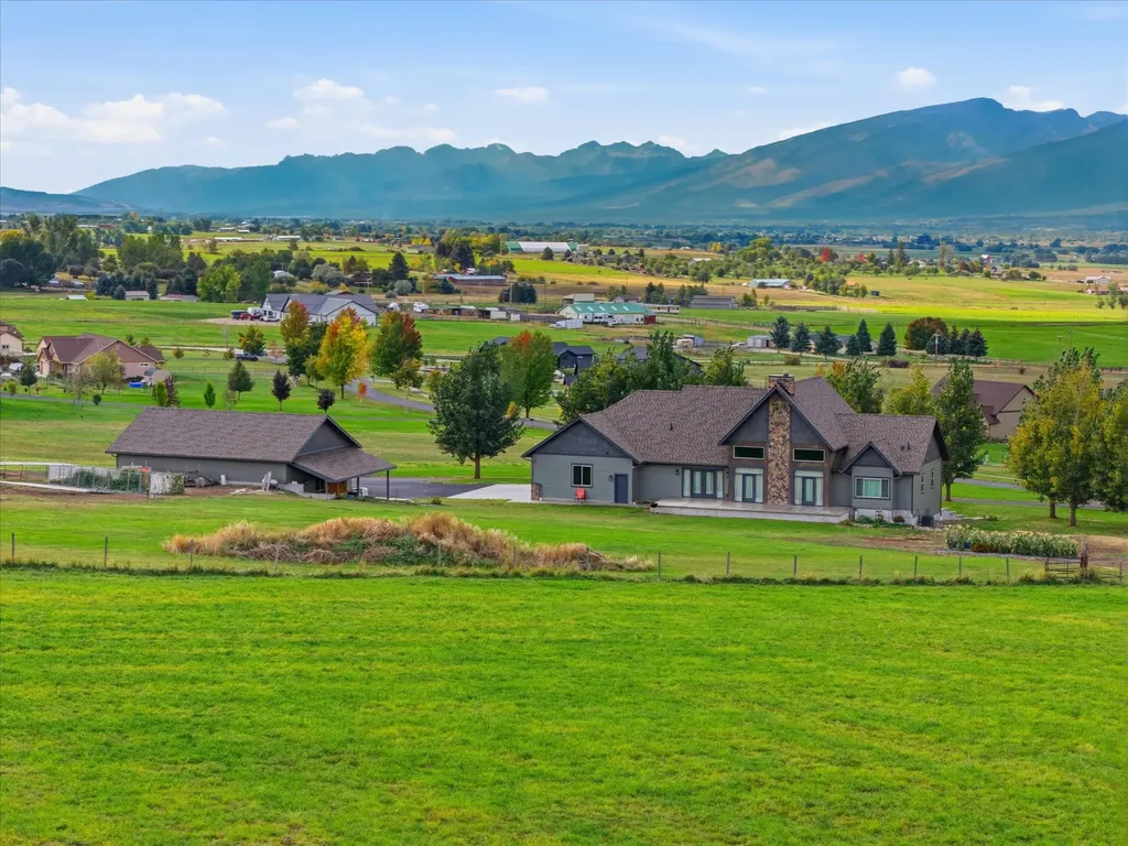 2074 Desperado Trail Corvallis MT 59828