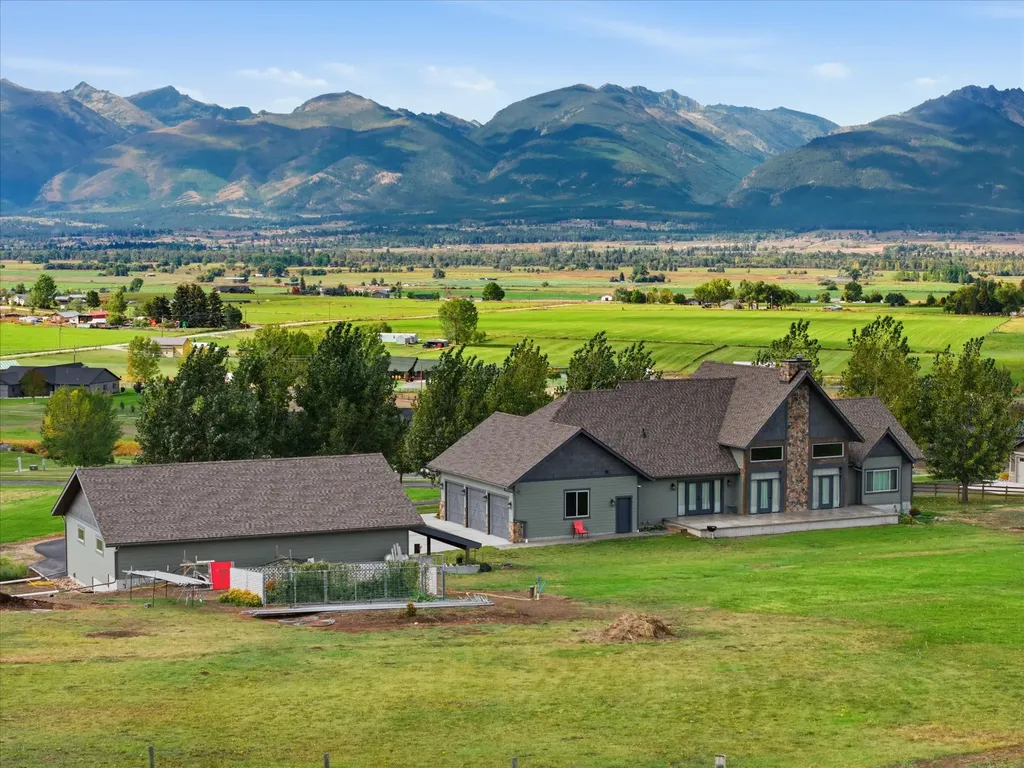 2074 Desperado Trail Corvallis MT 59828
