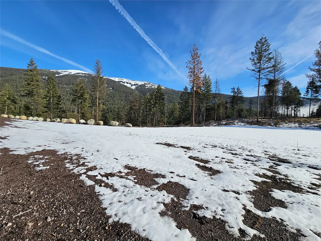 24 Labrador Lane Plains MT 59859