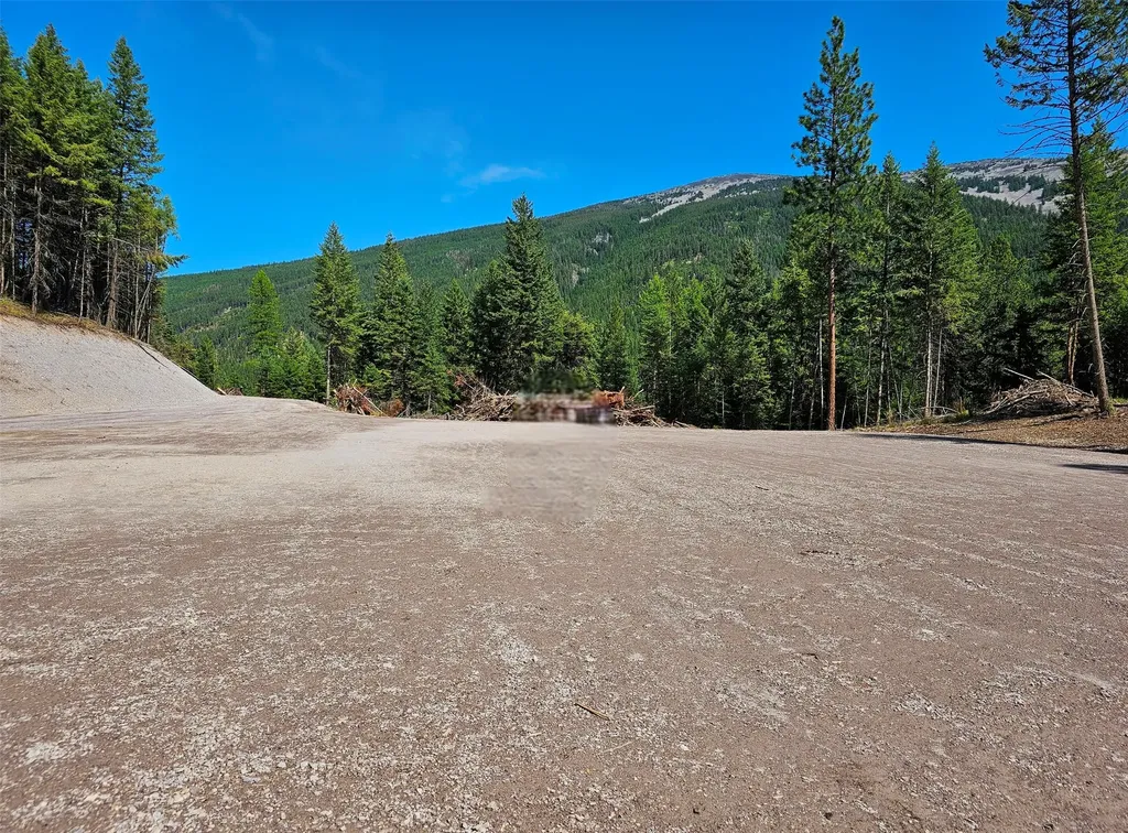 24 Labrador Lane Plains MT 59859