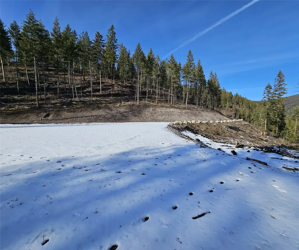 24 Labrador Lane Plains MT 59859