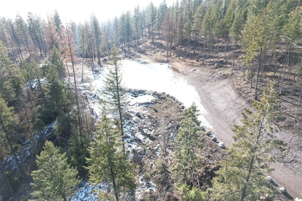 24 Labrador Lane Plains MT 59859